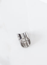 Load image into Gallery viewer, Irsila Ring
